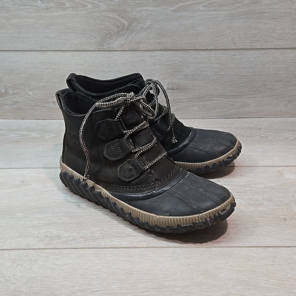 Sorel Women Out N About Leather Rubber Duckboots shoes sz 6.5
